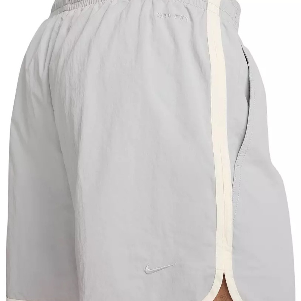 New Nike Gym Heritage Unlined Training Shorts Dri-FIT Shorts Mens XXL Gray - Picture 3 of 7